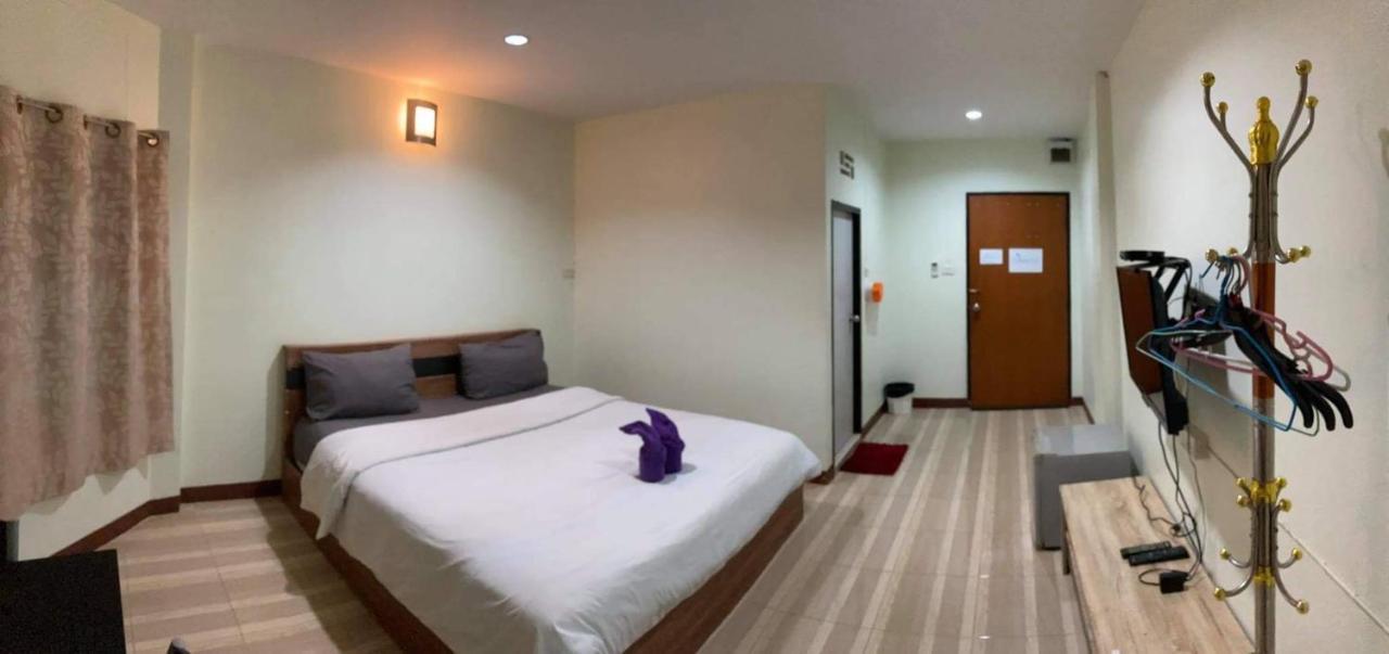 Alongkorn Hotel By Sb Samut Songkhram Екстер'єр фото
