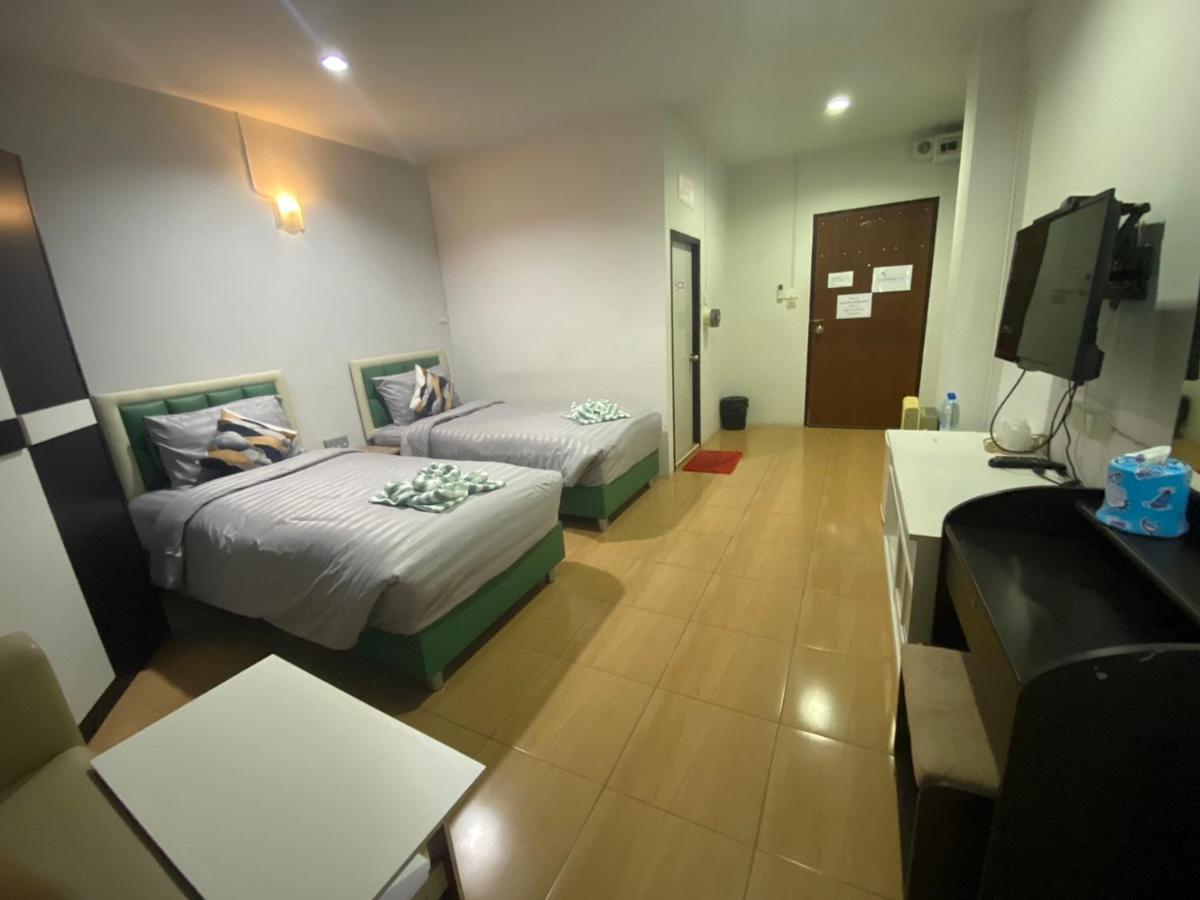 Alongkorn Hotel By Sb Samut Songkhram Екстер'єр фото
