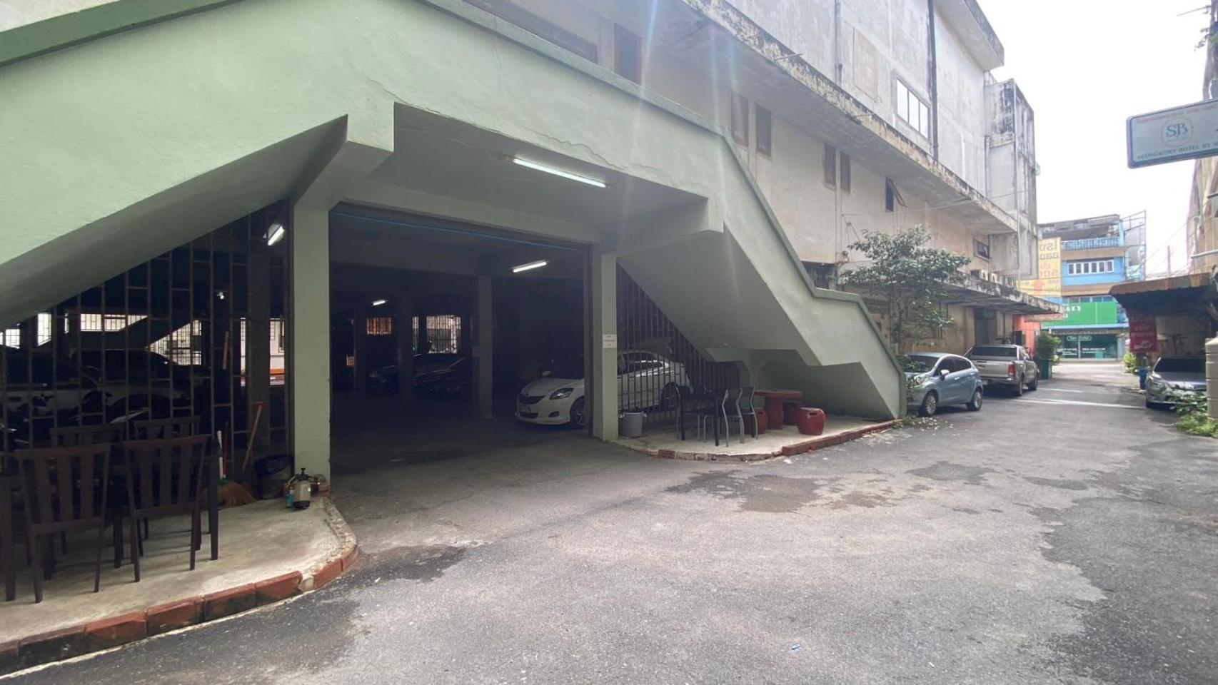 Alongkorn Hotel By Sb Samut Songkhram Екстер'єр фото