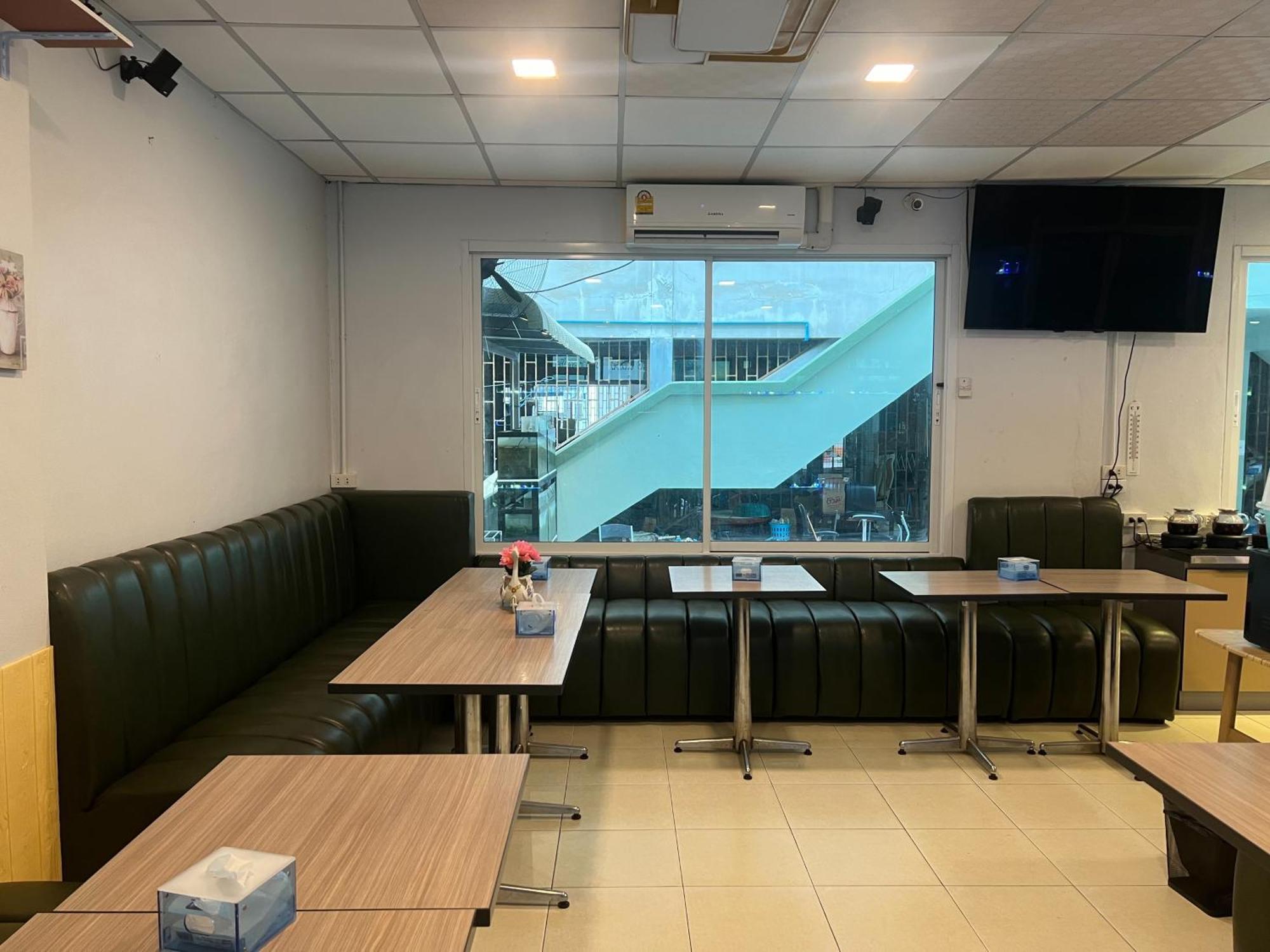 Alongkorn Hotel By Sb Samut Songkhram Екстер'єр фото
