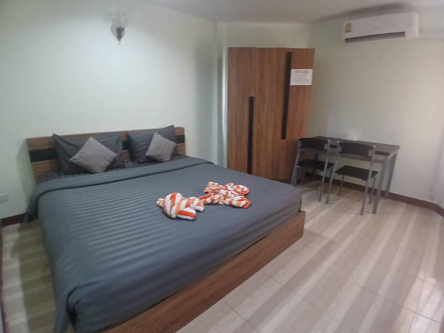 Alongkorn Hotel By Sb Samut Songkhram Екстер'єр фото